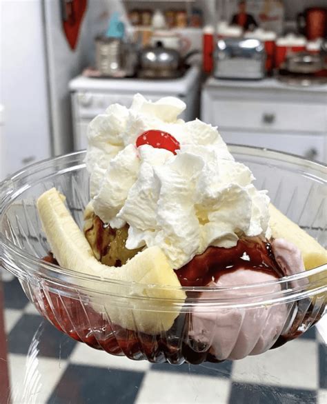 13 Old Fashioned Ice Cream Shops In New Jersey For A Sweet Sundae