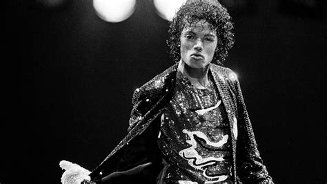 Michael Jackson With Shallow Background Of Lights Hd Michael Jackson