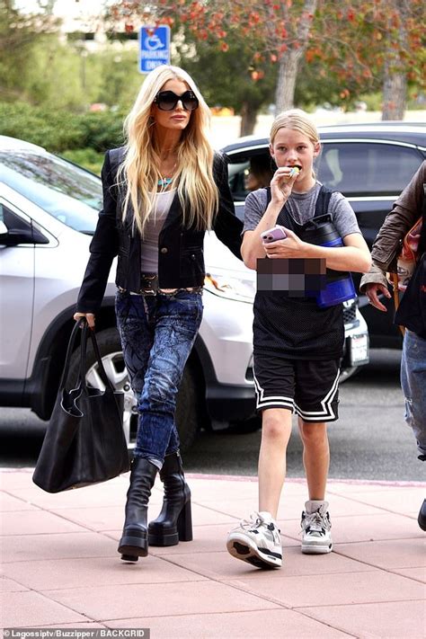 jessica simpson dons leather jacket with jeans as she takes daughter maxwell to her basketball