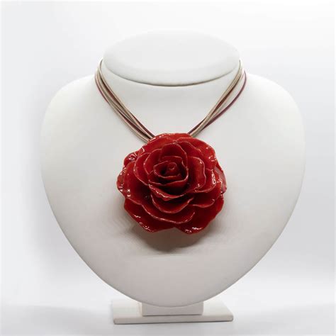 A Real Flower Necklace Saras Jewellery