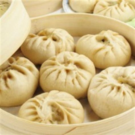 Serve it hot with some spicy chilli chutney and you are in heaven. Vegetable Dim Sum Recipe - NDTVCooks.com