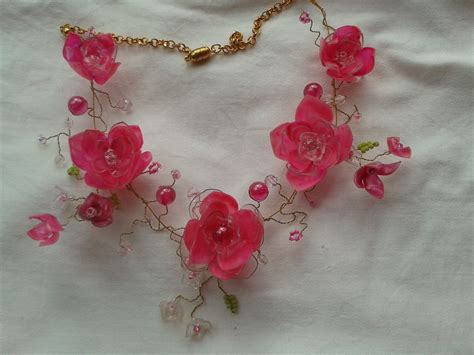 Twisted Wire Necklace With Flowers From Pet Bottles Bottle Jewelry