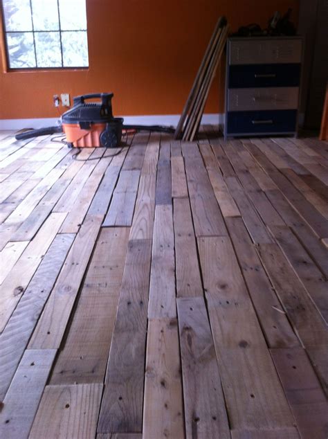 Pallet Wood Floor Wood Pallet Flooring Diy Wood Floors Refinishing