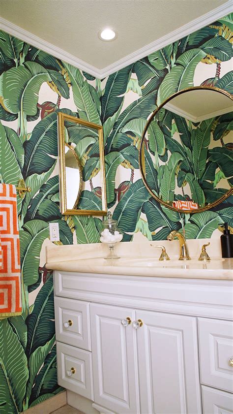 Tropical bathroom decor ideas will inspire you to create something special in your own home! My Home // Palm Leaf Guest Bathroom