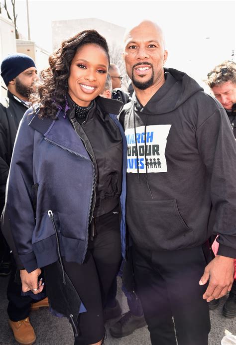 Fans Warn Jennifer Hudson Against Dating Common He Doesnt Commit