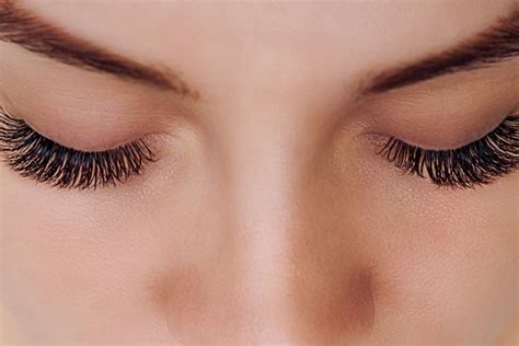 Tips To Keep Your Eyelashes Curled For A Longer Period Of Time Be Beautiful India