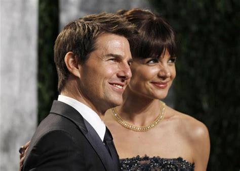 tom cruise divorces his wives at 33 and the reason is kinda creepy and weird