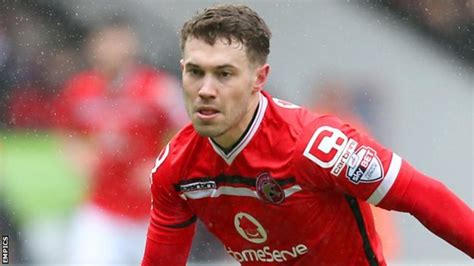 Tom Bradshaw Barnsley Sign Walsall And Wales Striker On A Three Year