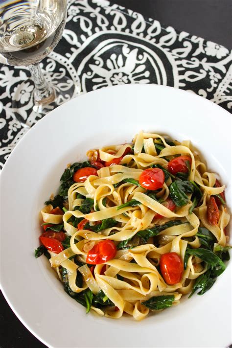 Easy Tomato and Spinach Tagliatelle for Two - Fork in the Kitchen