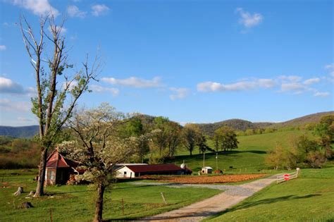 13 Charming Farmhouses In Georgia