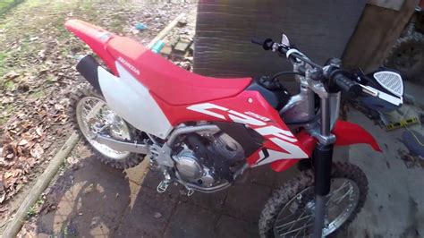 We just got a new '08 crf 250 ran it for the first time last night, really, really hard to start. 2020 Honda CRF 250F Cold Start - YouTube