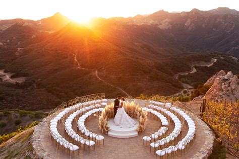 26 Coolest Wedding Venues In The United States Green Wedding Shoes