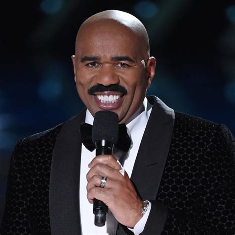 Steve Harvey Apologizes For Crowning The Wrong Miss Universe Popsugar