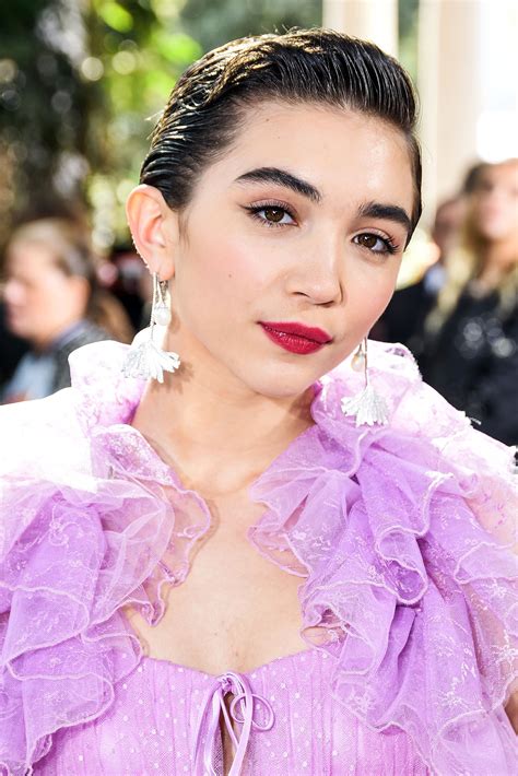 Valentines Day 2019 Beauty Celeb Inspired Hair Makeup Ideas Us Weekly