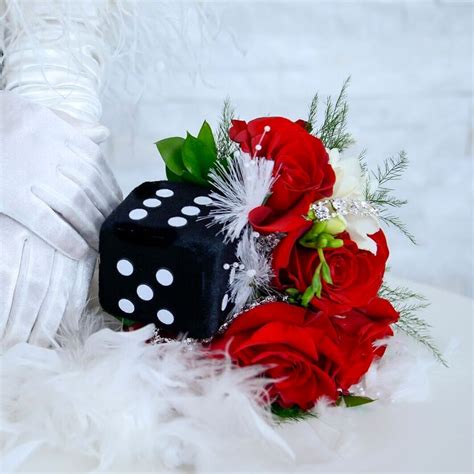 Good luck starting a new job? Custom Bouquets | Wedding Chapel Las Vegas | Lucky Little ...