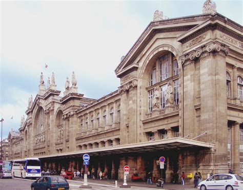 París Sus Galerías Cubiertas Y Estaciones De Tren Patrimonio