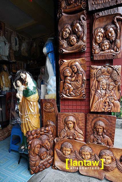 Recently, the famous moving statues of saints were. Where To Buy Wood Carvings From Paete Laguna / My Life and My Travel: Walking along the wood ...