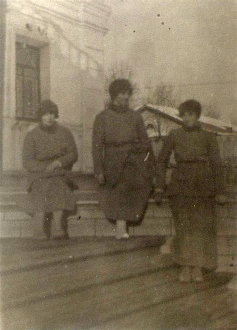 1917 One Of The Last Photos Of Anastasia Maria And Olga At Tobolsk