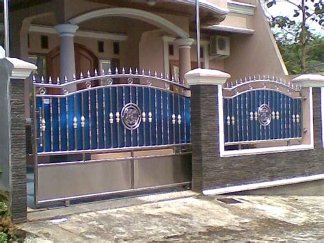 70 Desain Pagar Rumah Minimalis (Kayu dan Besi) | Rumah ...