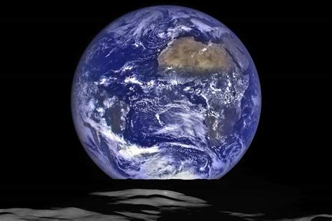 La Nasa Presenta Espectacular Foto De La Tierra Desde La Luna