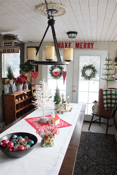 30 Creative Whimsical Christmas Decorating Ideas Flawssy