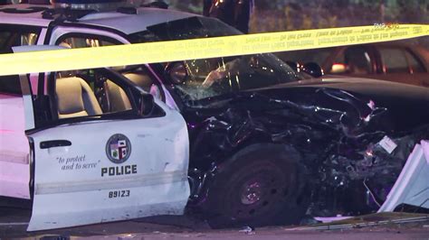 2 Officers Injured In Crash With Suspected Dui Driver In South La Ktla