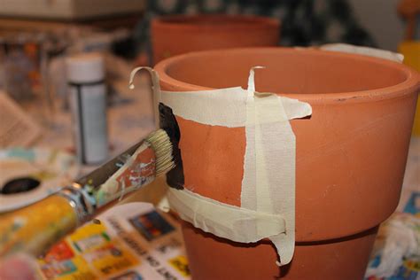 No more boring planters with this quick how to guide on painting a garden pot with chalk paint. Old Terracotta Pots Transformed with Chalkboard Paint ...