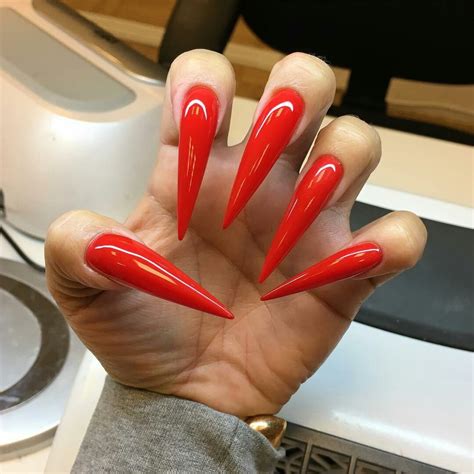 pin by mike g on b¤b¤b layla s makeover haven for ladies b¤b¤b red stiletto nails
