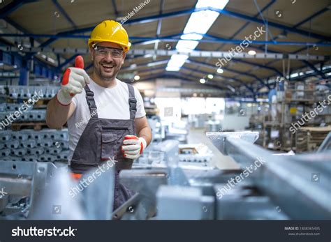 33631 Afbeeldingen Voor Productiemedewerker Stockfoto‘s Afbeeldingen