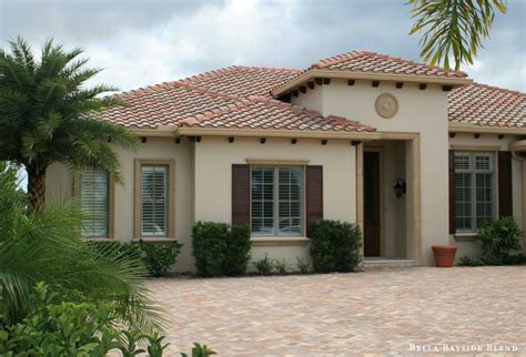 What say my peers on painting in sw florida with this, good bad idea? architectural foam garage door trim - Google Search | House paint exterior, Exterior house ...