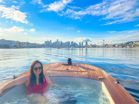 What It S Like To Rent A Hot Tub Boat In Seattle Postcards To Seattle