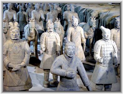 Tamadun ini dibina dan berkembang selama 4000 tahun seterusnya membawa kepada kegemilangannya dalam beberapa bidang seperti pentadbiran, falsafah, sastera. THE PANGGAUDAYAK PUBLISHING HOUSE: Teknik Perang China ...