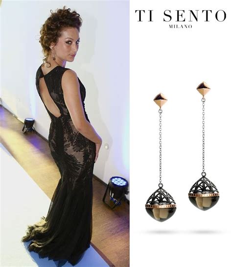 Lists the series featuring eva van de wijdeven. Dutch actress Eva van de Wijdeven wearing these gorgeous ...