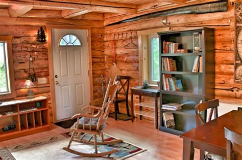 Don't miss a beat while you're in town. Cozy Alaska Log Cabin In The Woods - Cozy Homes Life