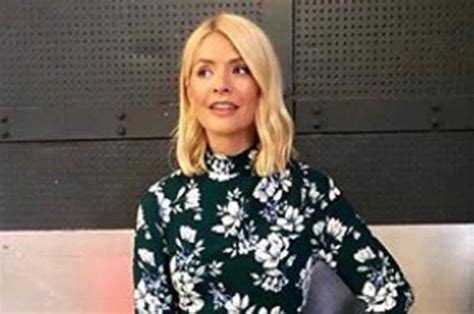 Itv This Morning Holly Willoughby Stuns In Floral Dress How To Get