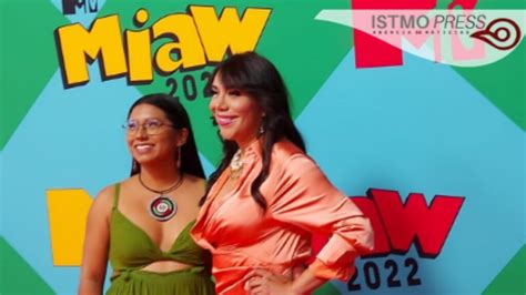 Mitzy Cort S La Joven Mixteca Que Gan El Premio Miawtransforma Por Su Lucha A Favor De