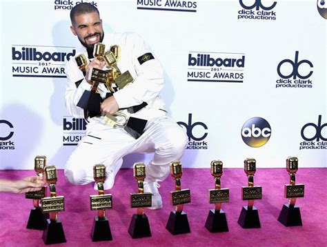 drake breaks billboard music awards record