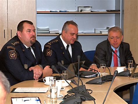 Veřejný pořádek a další věci vnitřního pořádku a bezpečnosti ve vymezeném rozsahu. Ministr vnitra Milan Chovanec navštívil generální ...