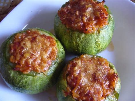 Maybe you would like to learn more about one of these? Profumo in Cucina: Zucchine ripiene con risotto