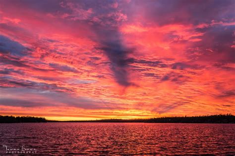 Four Seasons On The Lakes In Yellowknife Northwest Territories