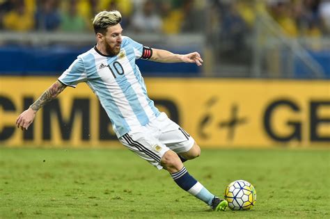 Lionel Messi Heard Argentinas Security Did Not Get Salary In 6 Months