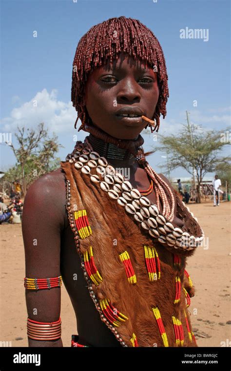 Hamer Tribe Girl Turmi Omo Valley Ethiopia Stock Photo Alamy