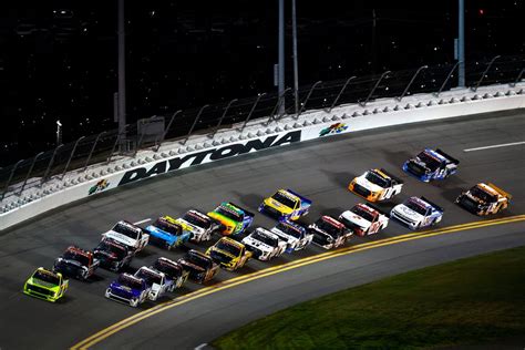 Veja Os Melhores Momentos Da Nascar Truck Series Em Daytona