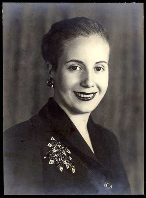 She was the first wife of then argentinean president juan perón. Pin de Fátima Martins en Idolos, héroes... y ...