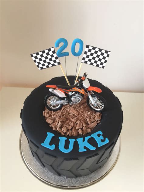 Birthday cakes for men motorcycle birthday cakes motorcycle cake new birthday cake cakes for boys birthday kids birthday design birthday wishes torta cake made for my friends husbands 50th, made to match his motorbike, bike helmet and includes a little figure of pete in his leathers on the top! Motorbike cake | Motorcycle birthday cakes