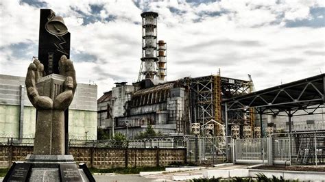 Deputy chief engineer at chernobyl, grigori medvedev, proposes construction of pressurized the first of the chernobyl nuclear power plants four reactors is ready to operate followed by number 2 in. Die Katastrophe im AKW Tschernobyl - BUND e.V.