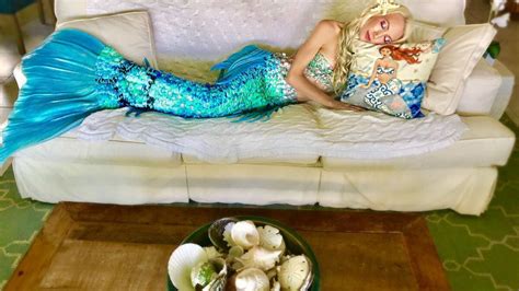 A Popular Mermaid Performer Is Asking For Help Someone Stole Her 11k Tail