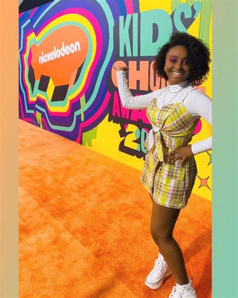 Kids Choice Awards 2021 Red Carpet See Photos Of Celeb Looks