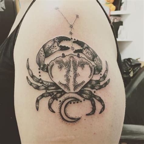 53 Captivating Zodiac Cancer Tattoos For Women That Youll Cherish