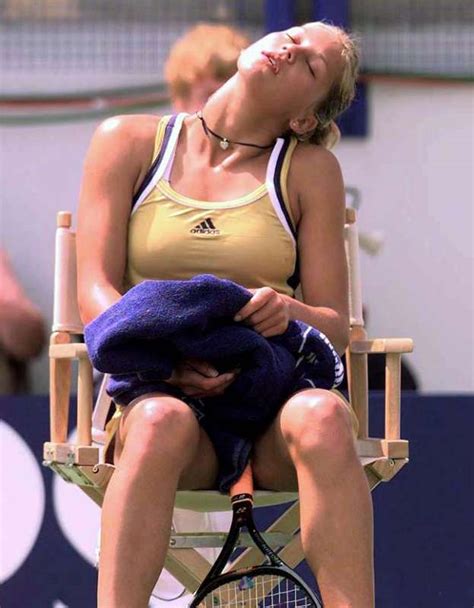 Anna Kournikova Nue 240 Photos Biographie News De Stars LES STARS NUES